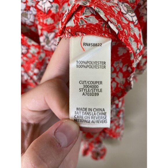 Max Studio Womens Red Floral Wrap Tie Blouse Size M Lightweight Short Sleeve Top - Picture 5 of 7